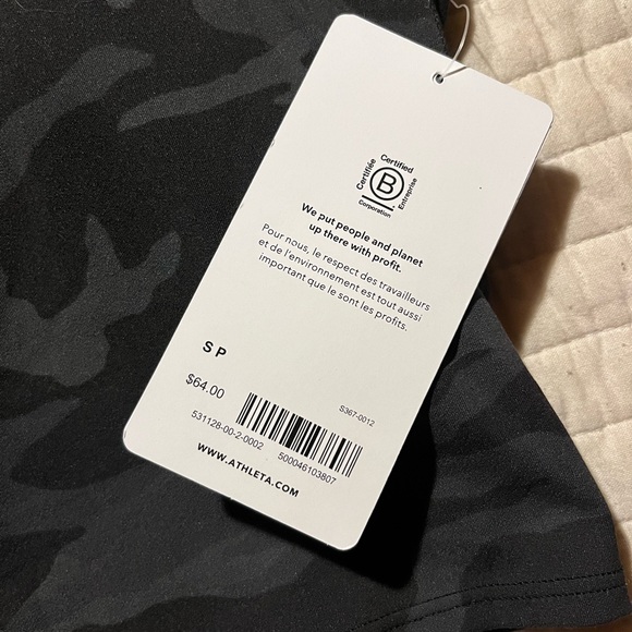 Athleta Concious Crop Sports Bra, Black Camo, size S (D-DD cups) NWT - Picture 4 of 6